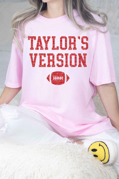 TAYLORS VERSION FOOTBALL OVERSIZED GRAPHIC TEE