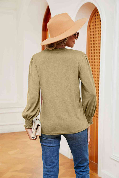 Contrast V-Neck Long Sleeve Top