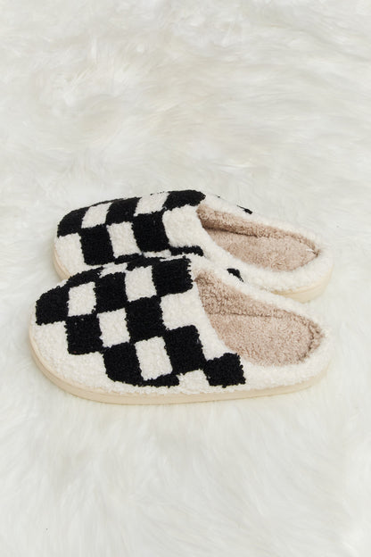 Melody Checkered Print Plush Slide Slippers