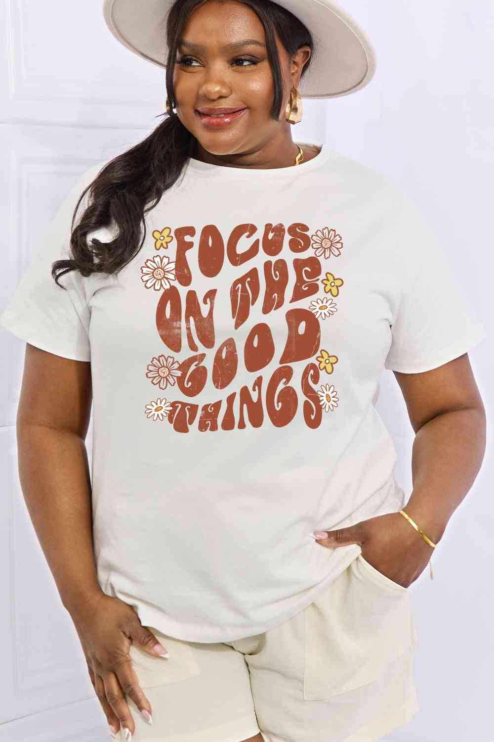 Simply Love Full Size FOCUS ON THE GOOD THINGS Graphic Cotton Tee