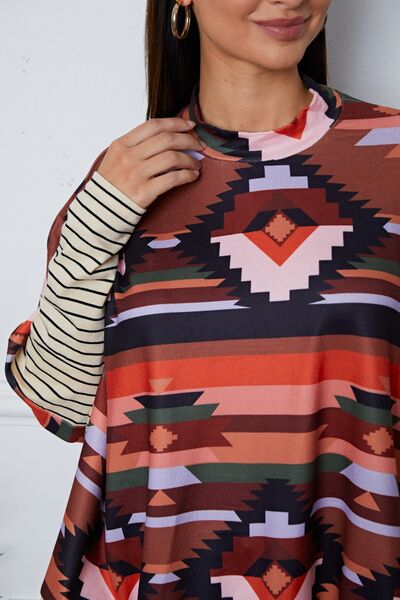 Geometric Striped Splicing Round Neck Blouse